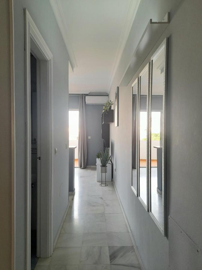 Nice Apartment Near The Beach Fuengirola Esterno foto