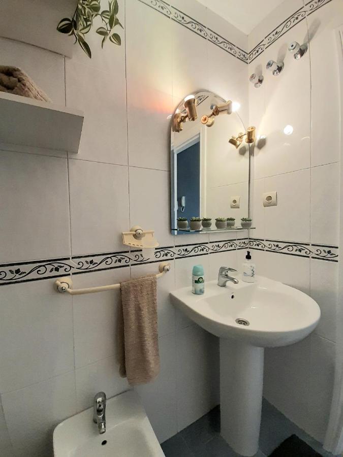 Nice Apartment Near The Beach Fuengirola Esterno foto